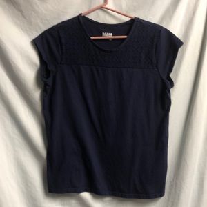 Large navy shirt sleeve basic editions t-shirt euc